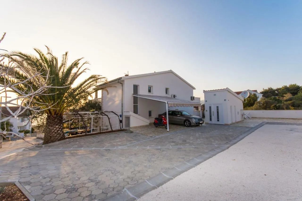 Apartment Apartmani Barun Trogir