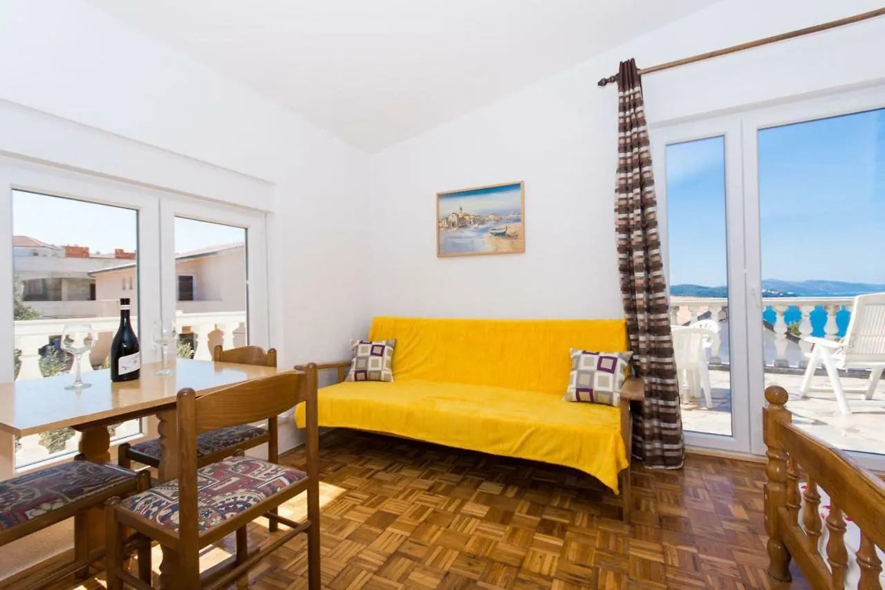 Apartmani Barun Trogir 0*,